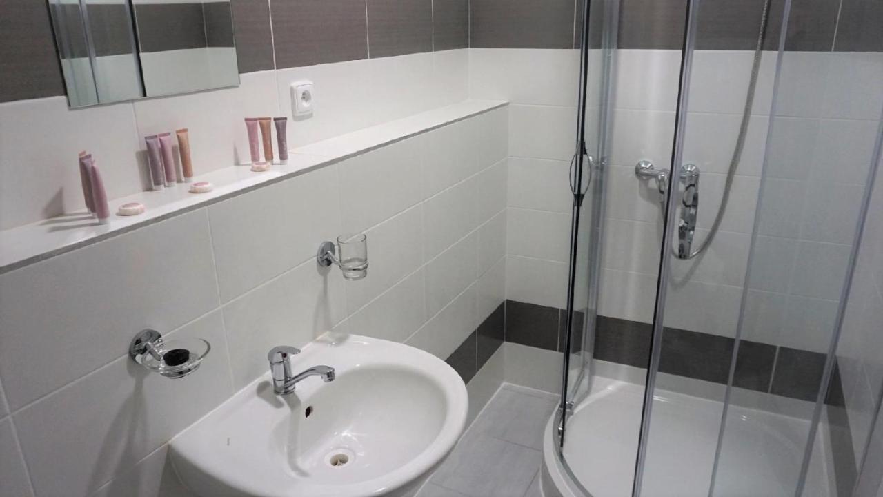 Hotel Metropol Cb Ceske Budejovice Exterior foto